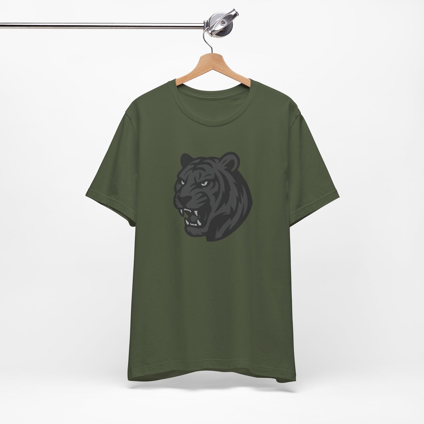 Tiger Head Graphic Tee Dark Theme – Fierce Vector Design with Bold Monochrome Detail