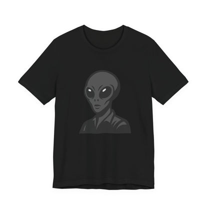 Alien Head Graphic Tee Dark Theme – Extraterrestrial Vector Design for Sci-Fi Fans