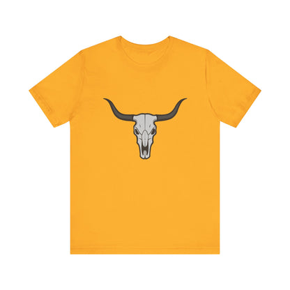 Dark Theme Steer Skull Shirt – Western Cow Skull Graphic in Grey and Black for Desert Gothic Vibes. Unisex Jersey Short Sleeve Tee