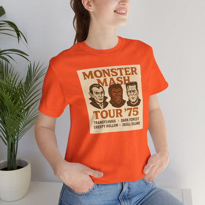 Monster Mash Tour '75 Halloween Shirt – Vintage Horror Band Tee Featuring Dracula, Wolfman, Frankenstein