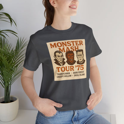 Monster Mash Tour '75 Halloween Shirt – Vintage Horror Band Tee Featuring Dracula, Wolfman, Frankenstein
