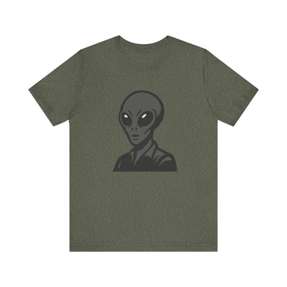 Alien Head Graphic Tee Dark Theme – Extraterrestrial Vector Design for Sci-Fi Fans