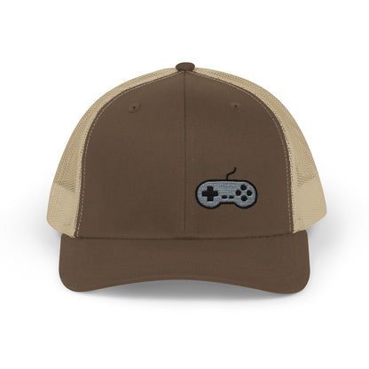 Retro Game Controller Trucker Hat – Embroidered Gamer Hat for Vintage Video Game Lovers and 90s Nostalgia