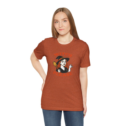 Witch Please Halloween Shirt – Sassy Retro Witch Graphic Tee for Funny Halloween Attitude