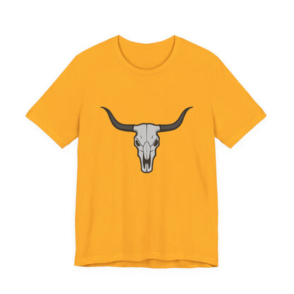 Dark Theme Steer Skull Shirt – Western Cow Skull Graphic in Grey and Black for Desert Gothic Vibes. Unisex Jersey Short Sleeve Tee